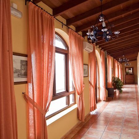 Hospederia Las Calzadas San Vicente De La Barquera Interieur foto