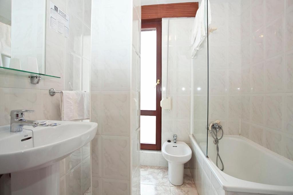 Hospederia Las Calzadas San Vicente De La Barquera Kamer foto